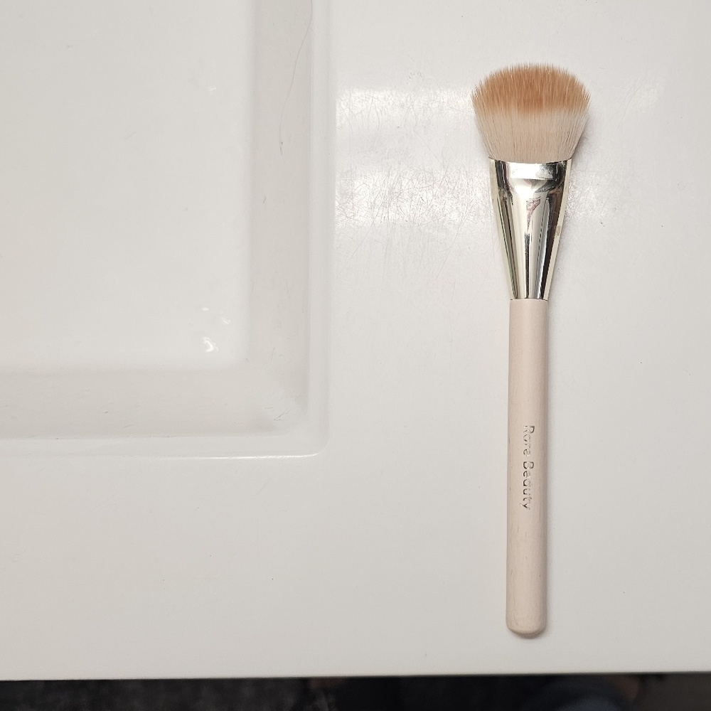 Rare Beauty Cream Face Brush for Flawless Application